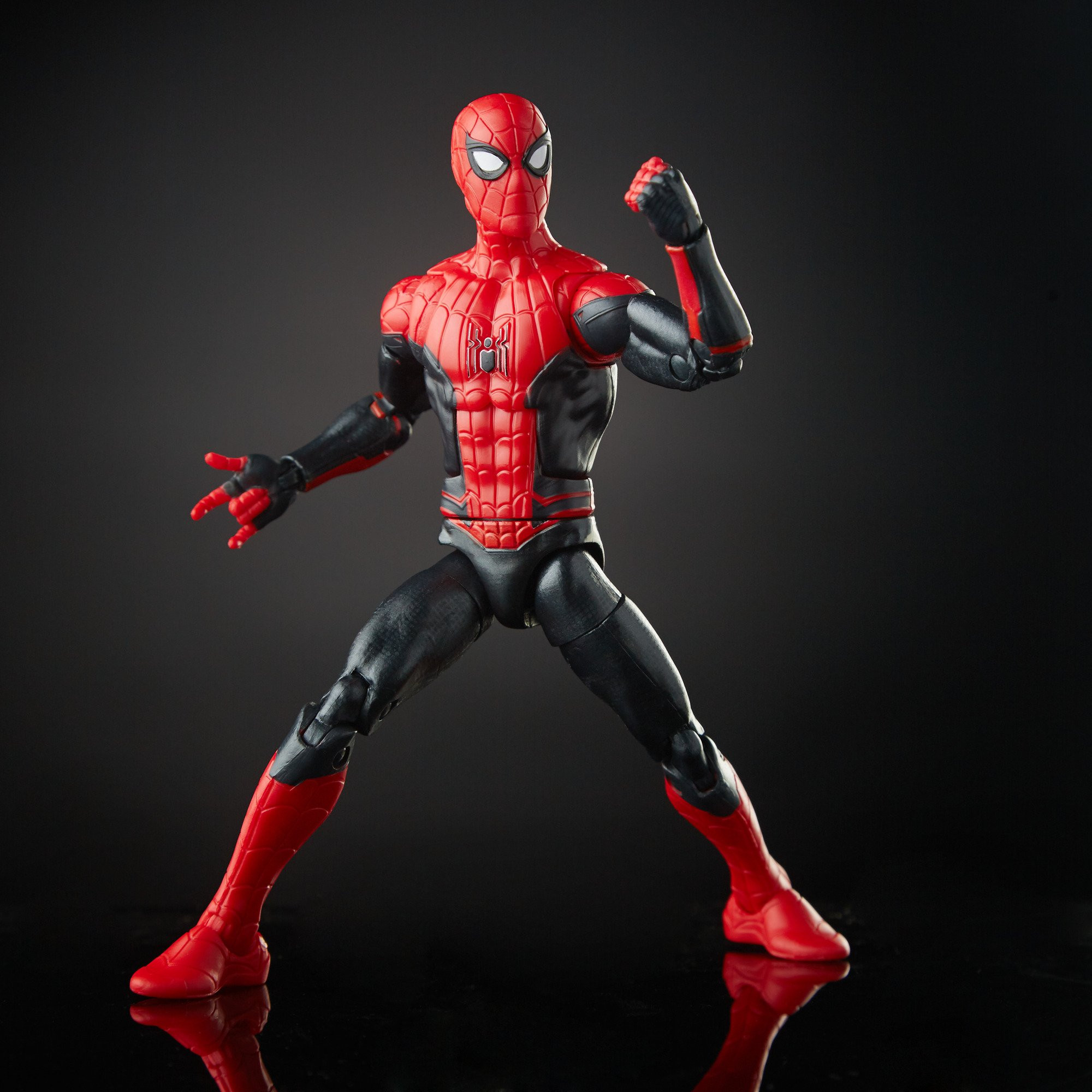 E3956_Marvel_Legends_Series_Spider-Man_Far_from_Home_Spider-Man_Figure_02_2000x