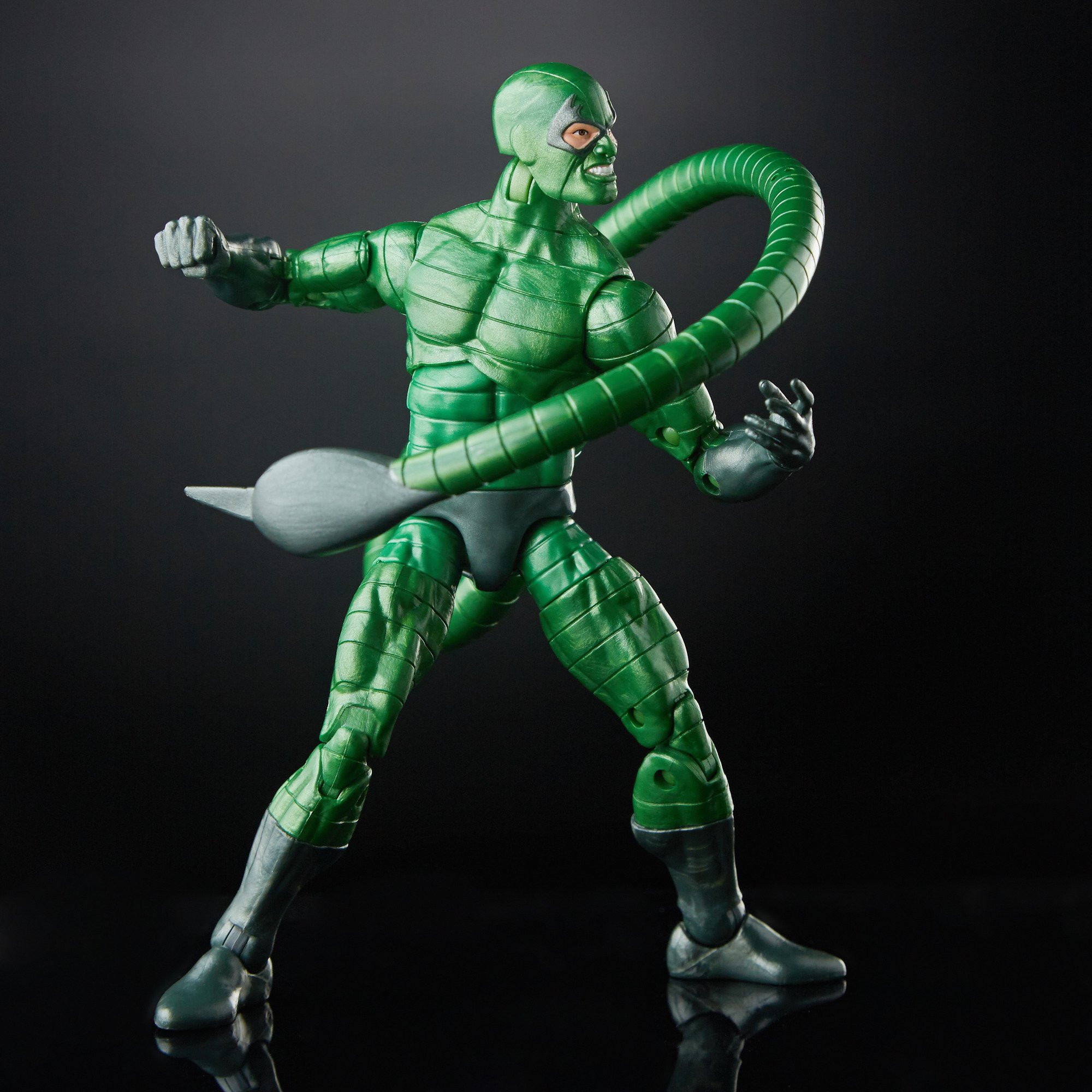 E3960_Spider-Man_Marvel_Legends_Series_Scorpion_Figure_02_c03a2395-0367-4420-969c-22932ba8054c_2000x